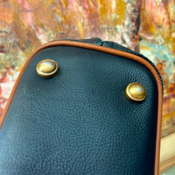 Vaan & Co. Upcycled Leather Tote - Picture 7 of 11
